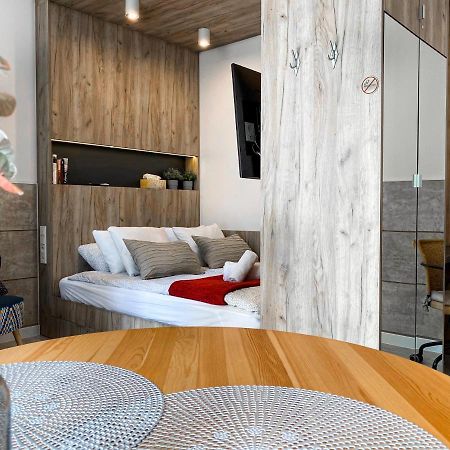 Beautiful Studio For Couples With Air Conditioning - Old Town & Main Station Krakov Exteriér fotografie