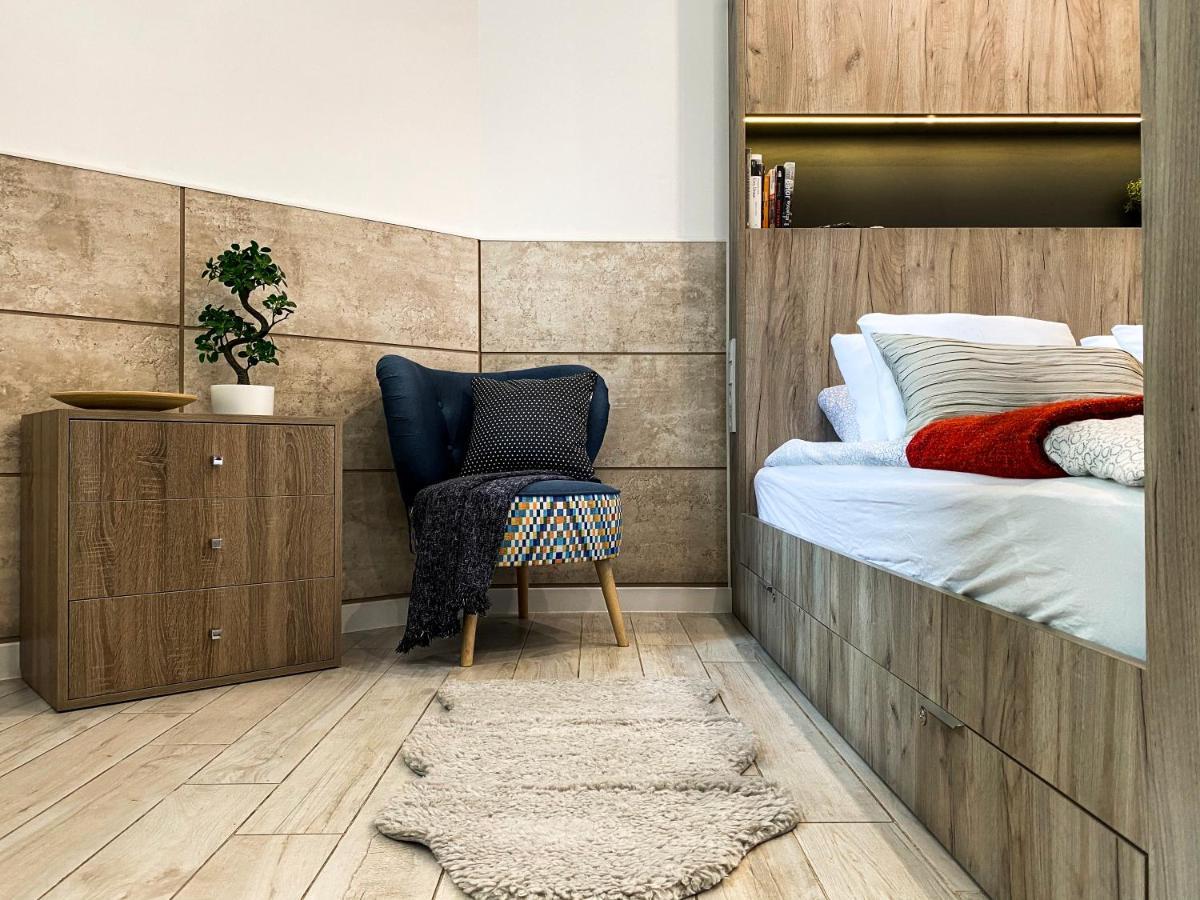 Beautiful Studio For Couples With Air Conditioning - Old Town & Main Station Krakov Exteriér fotografie